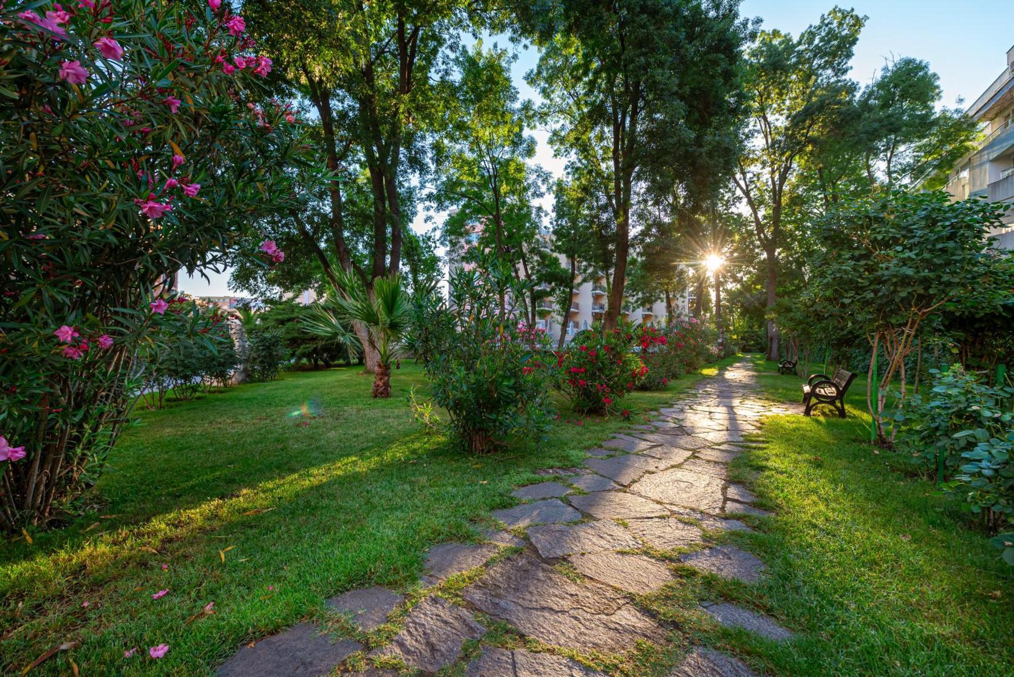 Hotel Riva Солнечный берег Экстерьер фото
